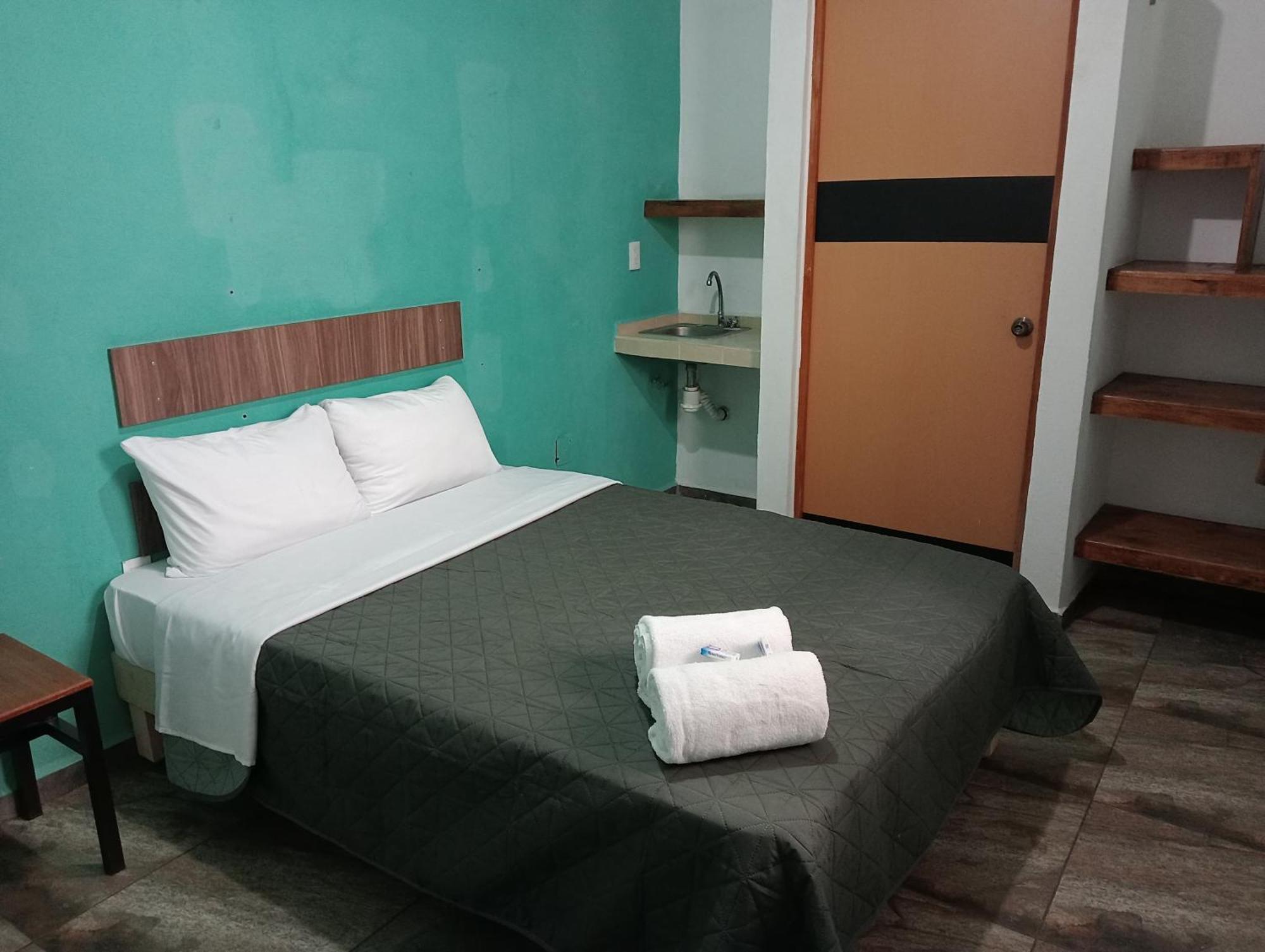 La Siesta Del Patron Apartahotel